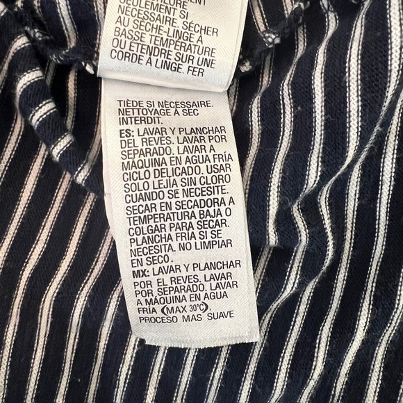 ROXY EMBROIDERED T-SHIRT | L #FML130018 - Picture 4 of 11